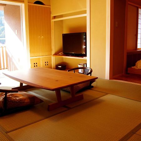 Gero Onsen Yukyunohana Værelse billede