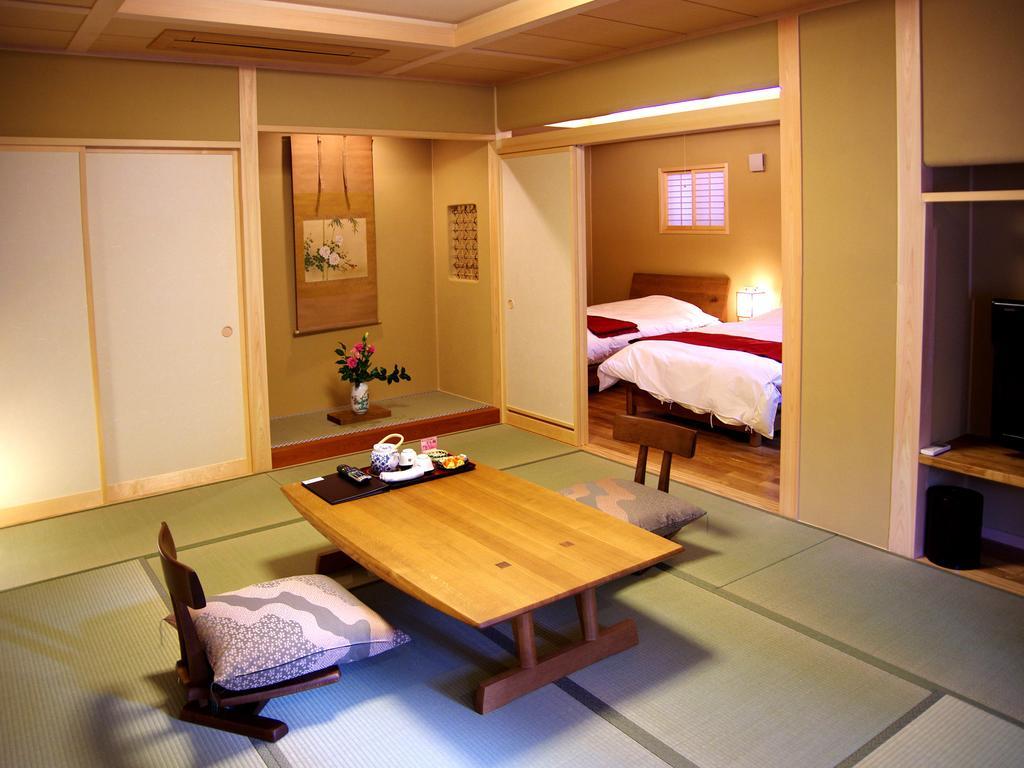 Gero Onsen Yukyunohana Værelse billede