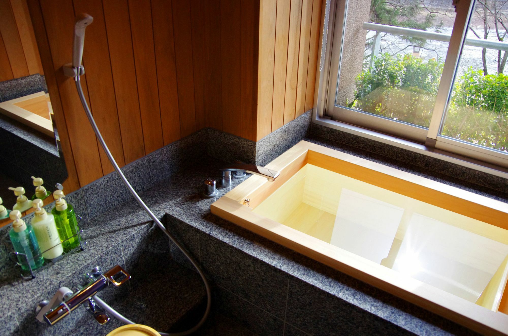 Gero Onsen Yukyunohana Eksteriør billede