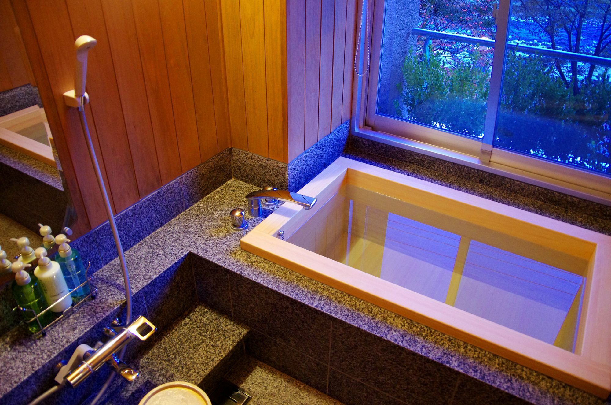 Gero Onsen Yukyunohana Eksteriør billede