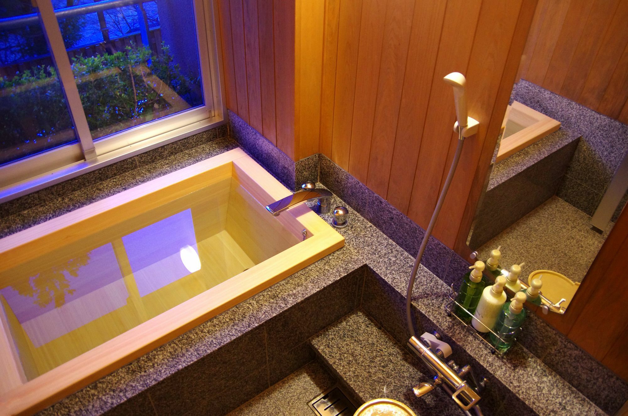 Gero Onsen Yukyunohana Eksteriør billede
